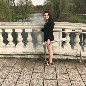 Meet your Posher, Hope